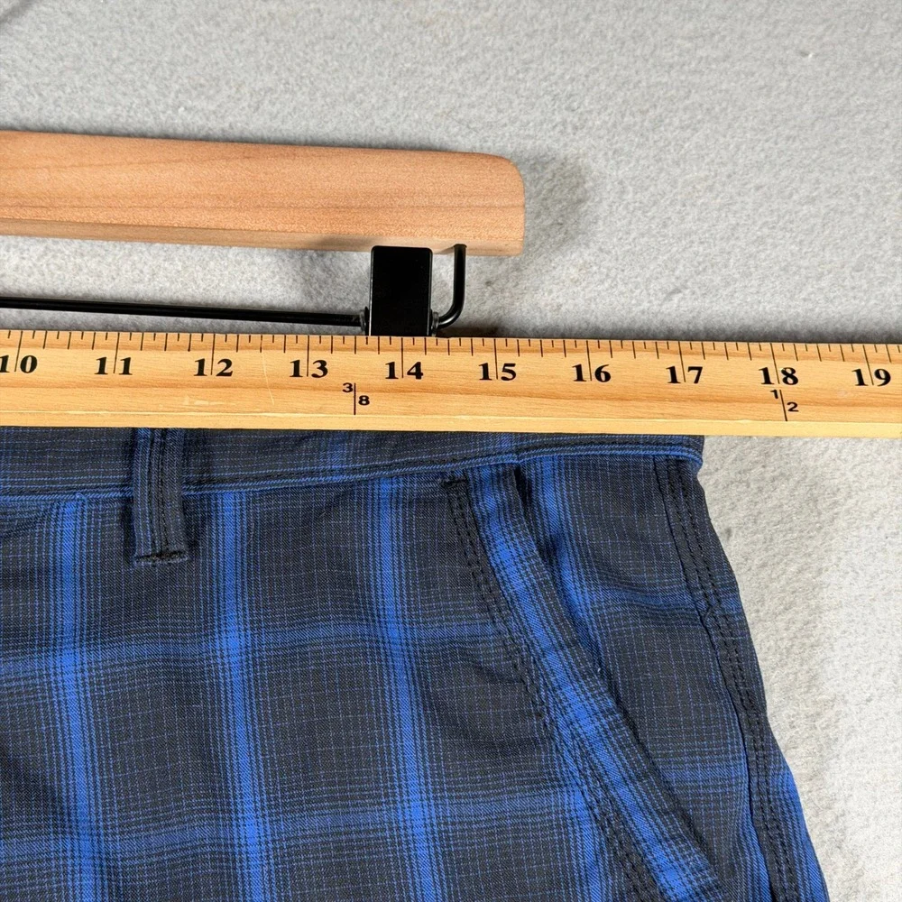 Tommy Bahama Paradise Tech‎ Mens Blue Plaid Performance Shorts Size 33 34x9